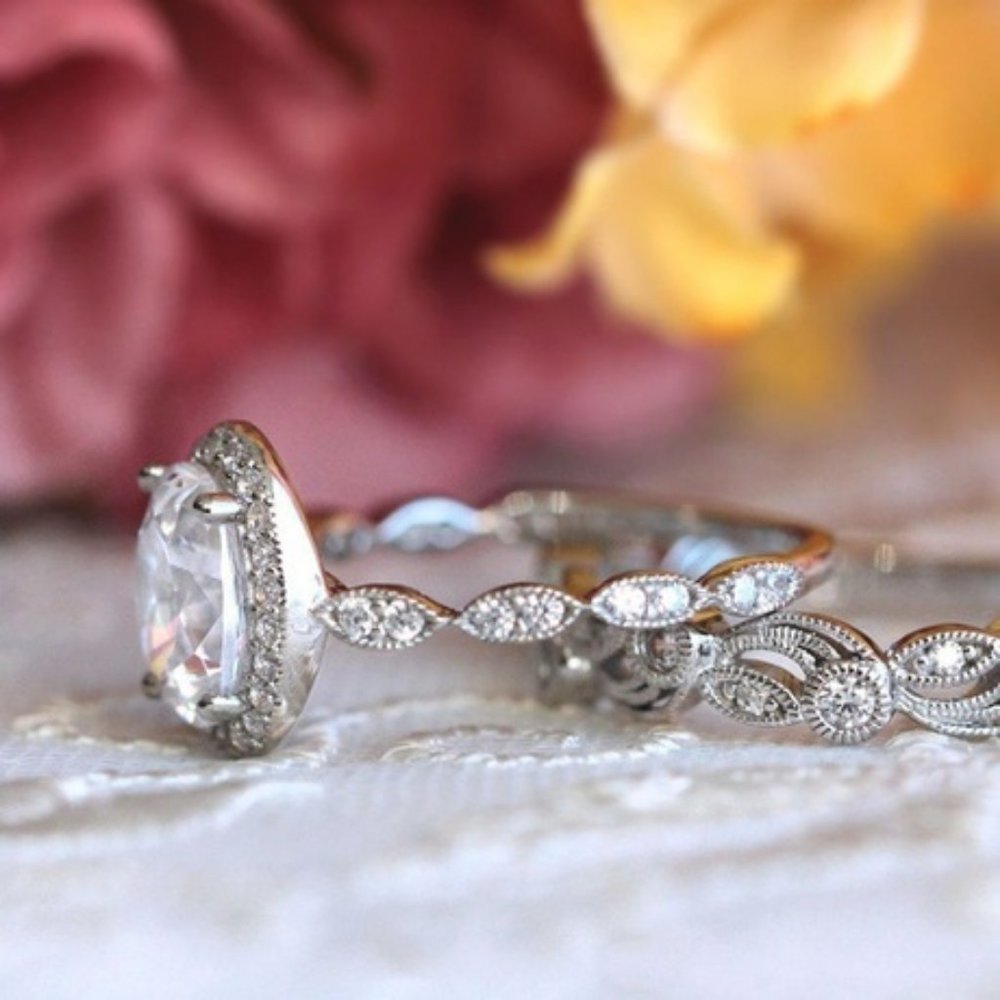*NEW 925 Sterling Silver Oval Cut Diamond 2P Ring - Picture 3 of 4